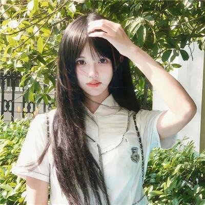 穴居男